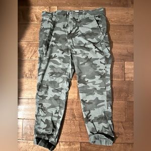 Gap Girlfriend Chino Camo pants